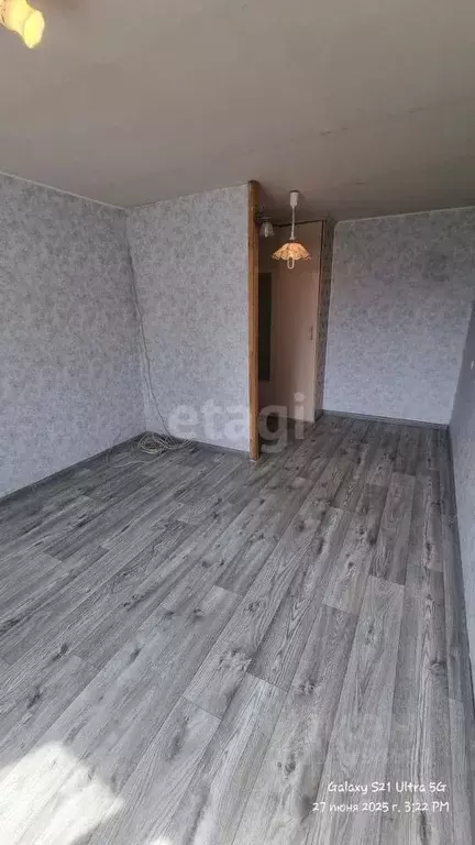 Комната Свердловская область, Екатеринбург ул. Шишимская, 22 (18.5 м) - Фото 1