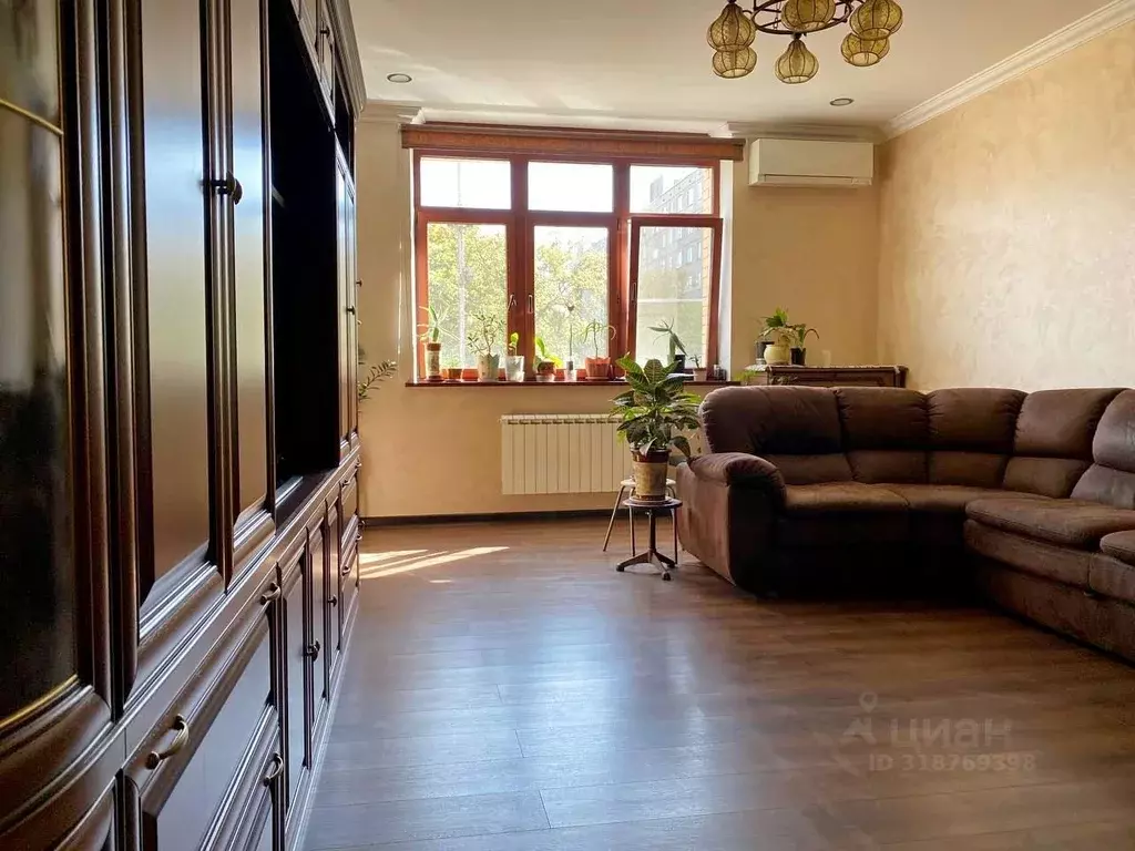 3-к кв. Москва ул. Академика Волгина, 8А (106.8 м) - Фото 1