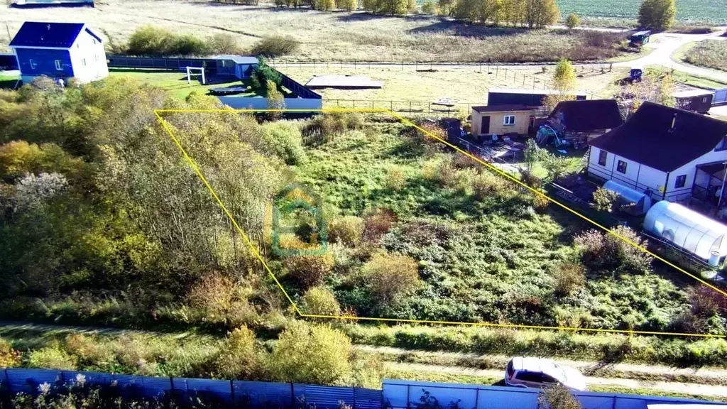 Участок в Ленинградская область, Гатчинский муниципальный округ, д. ... - Фото 2