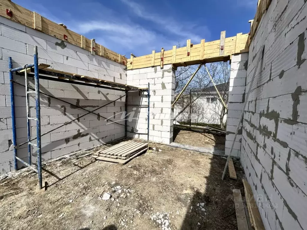 Дом в Крым, Симферопольский район, с. Доброе ул. Яшлык, 11 (100 м) - Фото 2