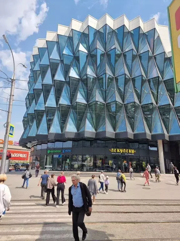 Торговая площадь в Новосибирская область, Новосибирск ул. Титова, 1 ... - Фото 1