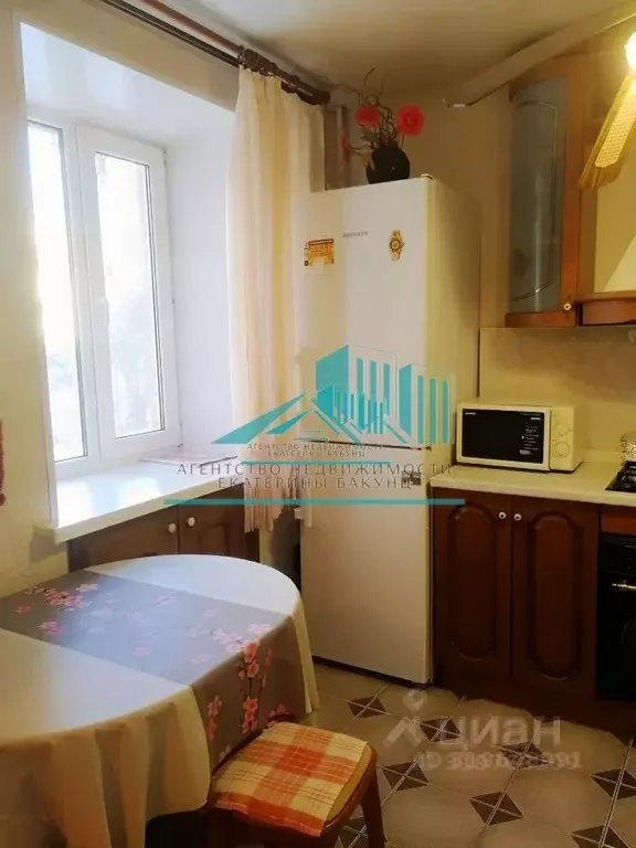 2-к кв. Калужская область, Калуга ул. Огарева, 40к2 (62.0 м) - Фото 0