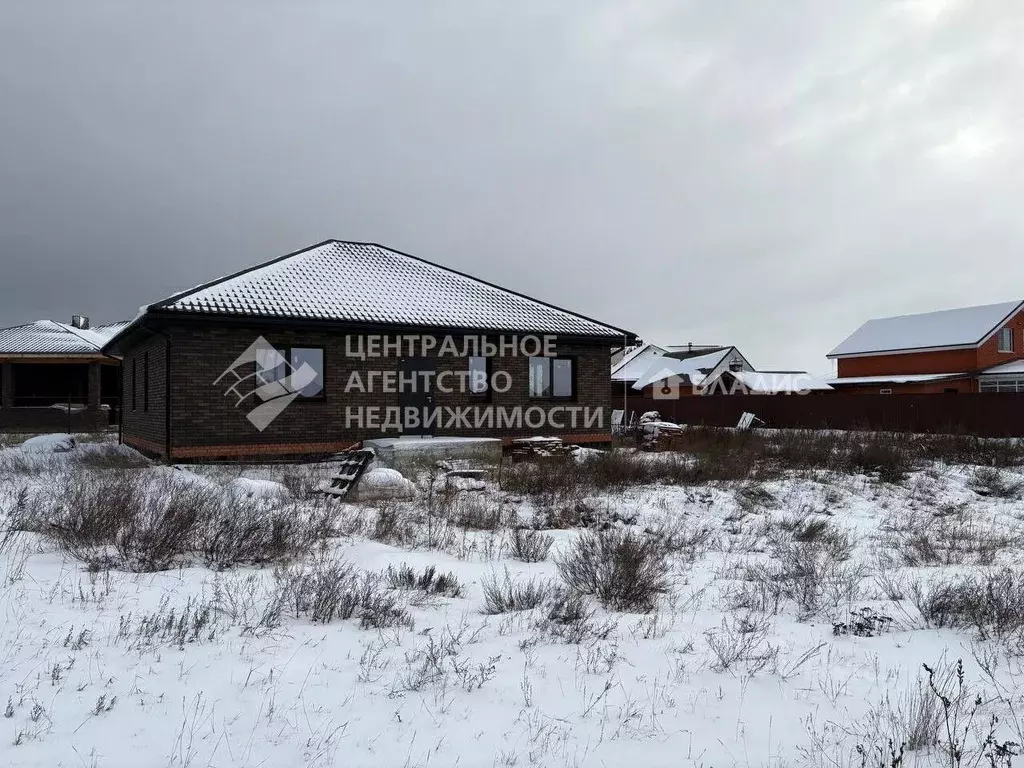 Дом в Рязанская область, Рязанский муниципальный округ, с. ... - Фото 2