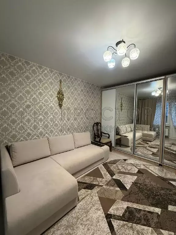 Продается 2-комнатная квартира - Фото 1