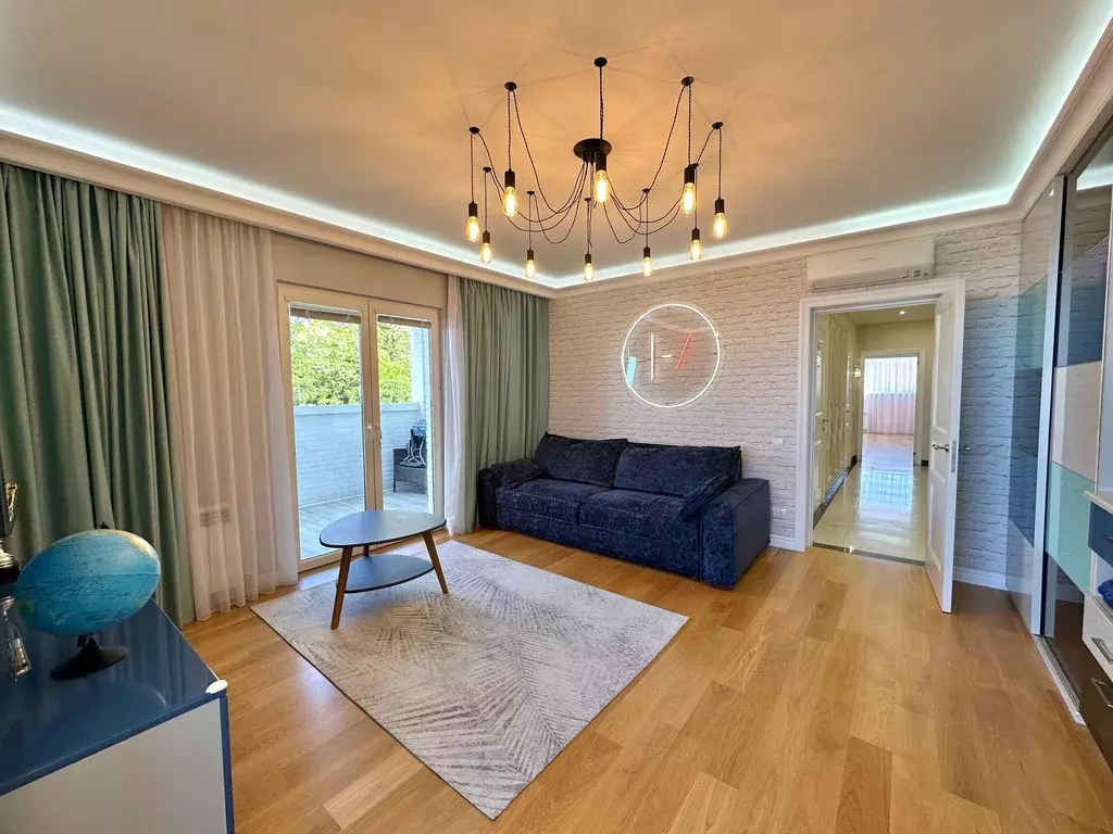 Продаётся 4-к квартира, 189 м - Фото 1
