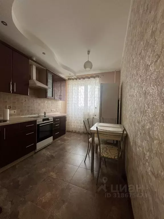 1-к кв. Московская область, Раменское ул. Чугунова, 15/5 (40.0 м) - Фото 0
