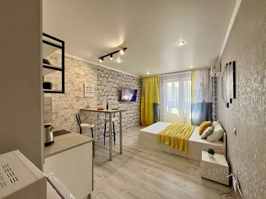 Студия Оренбургская область, Оренбург ул. Автомобилистов, 13 (28.0 м) - Фото 1