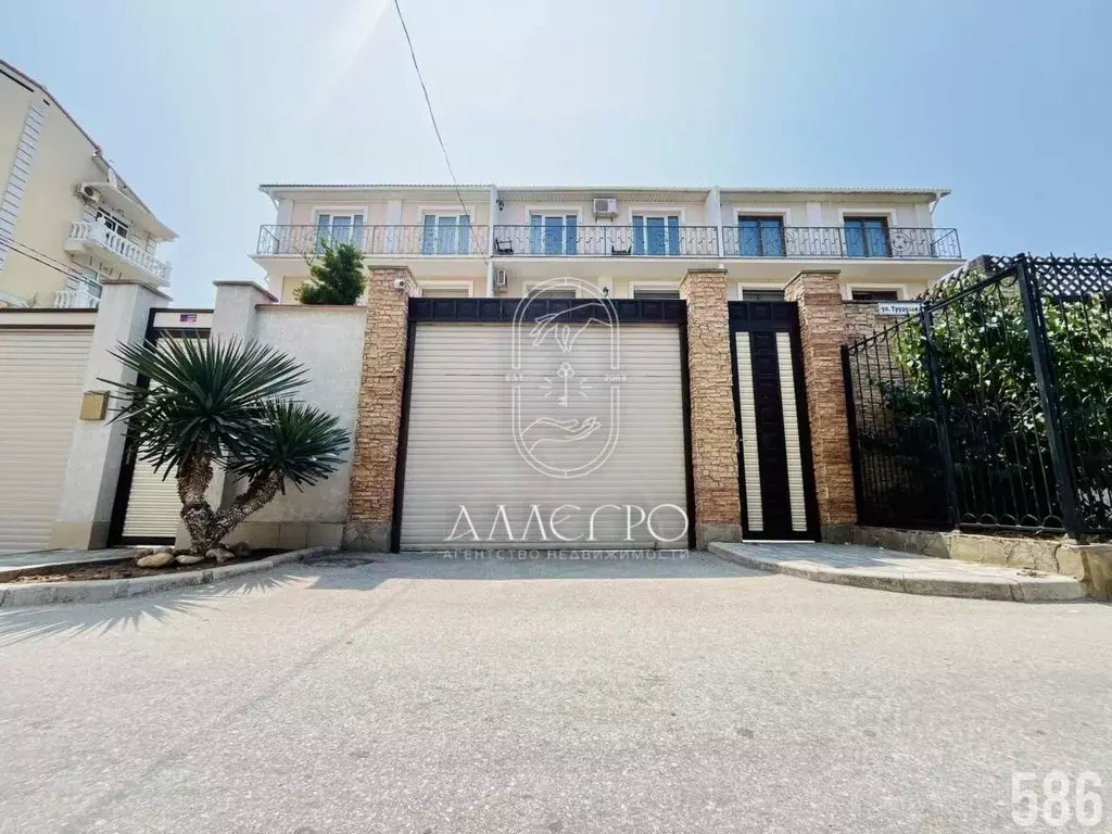 Коттедж в Севастополь ул. Трудовая, 22/2 (305 м) - Фото 2