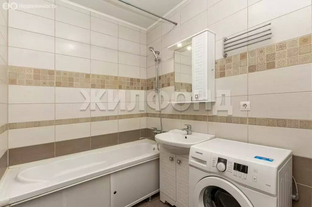 2-комнатная квартира: Барнаул, улица Гулькина, 41 (57.6 м) - Фото 0
