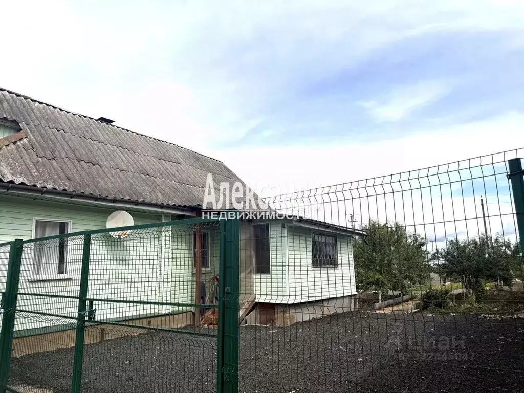 Дом в Ленинградская область, Кировский район, Назиевское городское ... - Фото 2