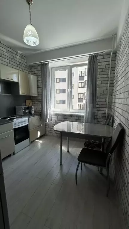 2-к. квартира, 50 м, 12/17 эт. - Фото 1