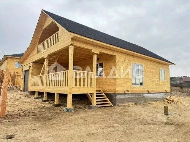 Дом в Бурятия, Тарбагатайский район, Саянтуйское с/пос, с. Нижний ... - Фото 1