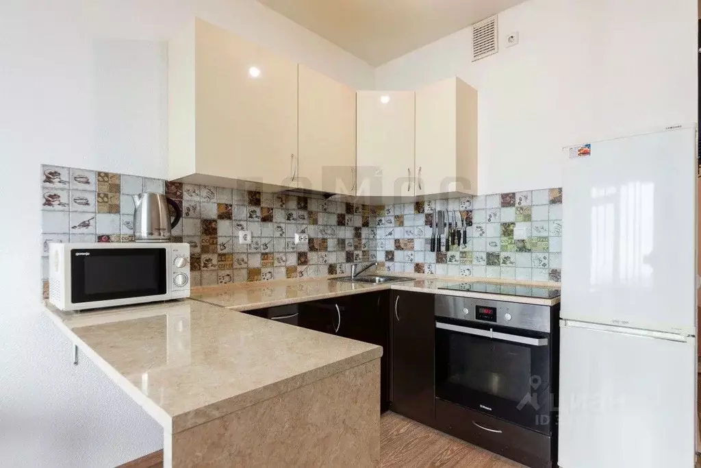 Студия Свердловская область, Екатеринбург Уктус жилрайон, Светлый мкр, ... - Фото 0