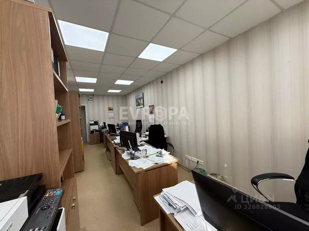 Офис в Ульяновская область, Ульяновск просп. Нариманова, 75с2 (554 м) - Фото 1