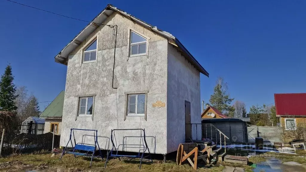 Дом в Ленинградская область, Киришский район, Кусинское с/пос, Кусино ... - Фото 1