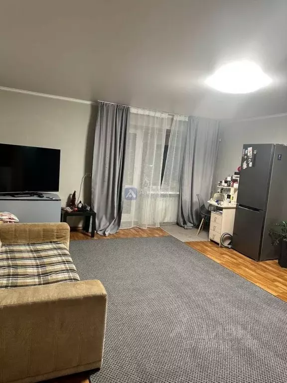 1-к кв. Тюменская область, Тюмень ул. Республики, 6а (39.3 м) - Фото 1