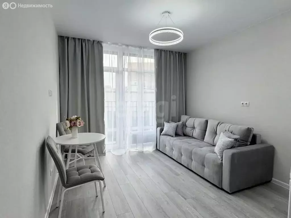Квартира-студия: Тюмень, улица Первооткрывателей, 9 (22 м) - Фото 1