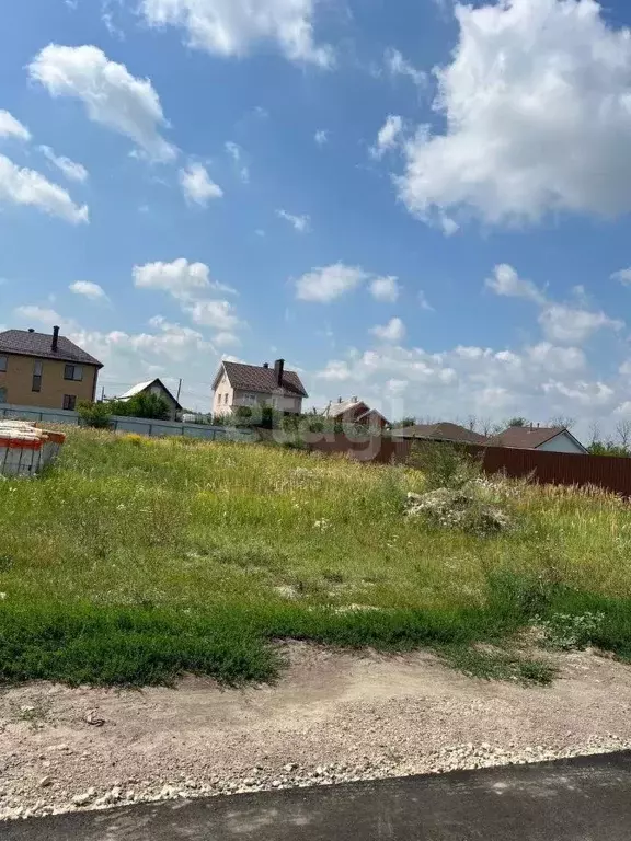 Участок в Воронежская область, Новоусманский район, пос. Отрадное ул. ... - Фото 0