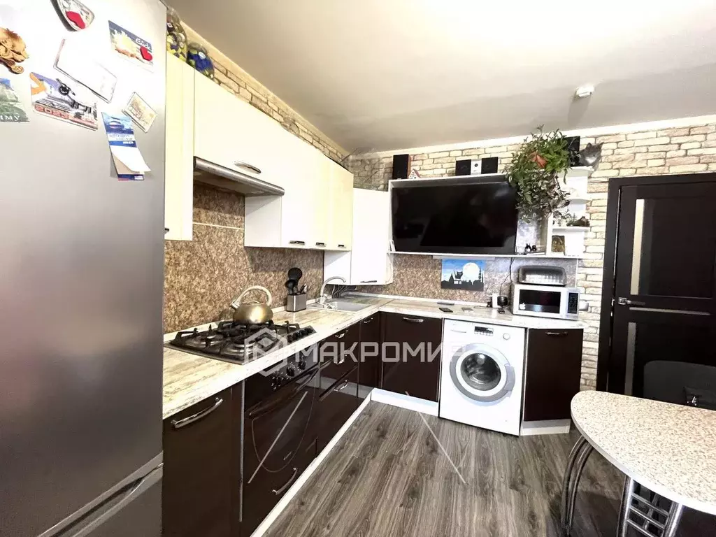 1-к кв. Брянская область, Брянск пер. Менжинского, 70 (45.2 м) - Фото 1