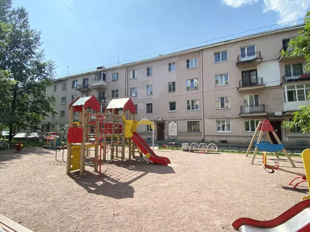 3-к кв. Санкт-Петербург ул. Косинова, 14к1 (62.0 м) - Фото 0
