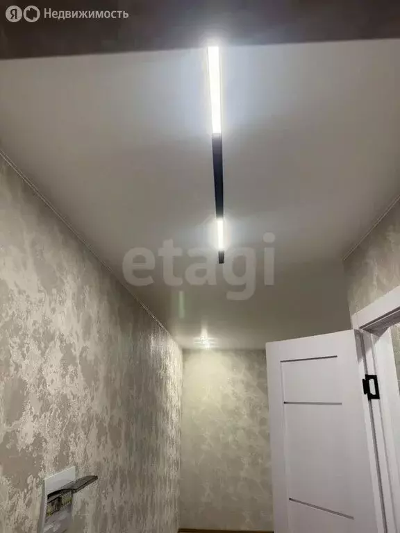 1-комнатная квартира: Пермь, улица Адмирала Нахимова, 10 (32.3 м) - Фото 2