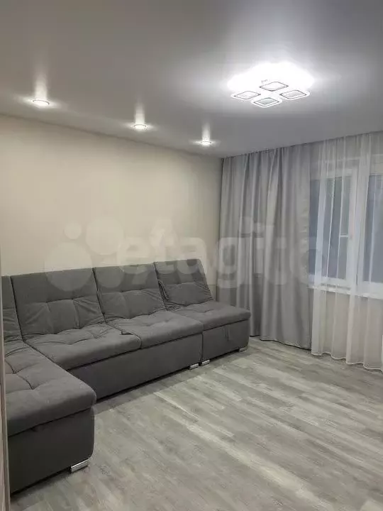 1-к. квартира, 44 м, 1/10 эт. - Фото 1