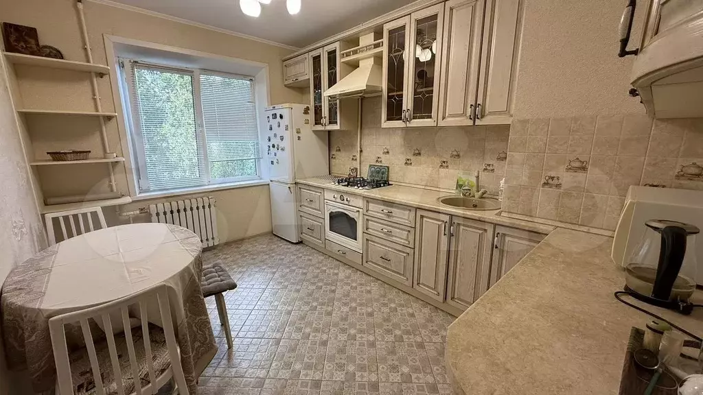 3-к. квартира, 63 м, 5/9 эт. - Фото 0