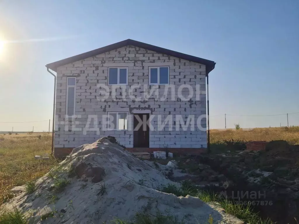 Дом в Курская область, Курский район, Клюквинский сельсовет, д. Долгое ... - Фото 0