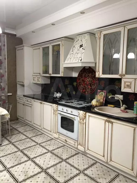 2-к. квартира, 80 м, 1/5 эт. - Фото 0