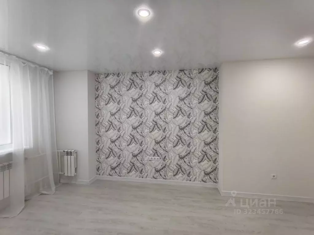 Студия Кировская область, Киров ул. Калинина, 40 (25.9 м) - Фото 1