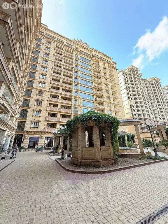 3-комнатная квартира: Махачкала, улица Генерала Омарова, 9 (140 м) - Фото 2