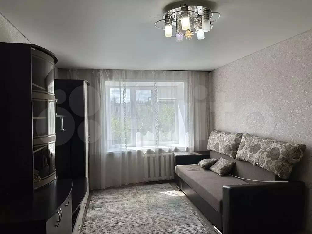 Комната 17,6 м в 3-к., 4/5 эт. - Фото 0