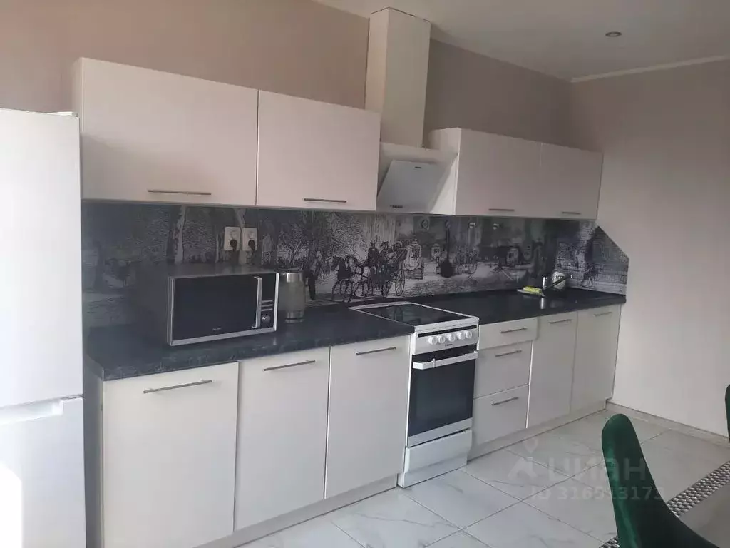 3-к кв. Хабаровский край, Хабаровск ул. Демьяна Бедного, 14 (72.0 м) - Фото 1