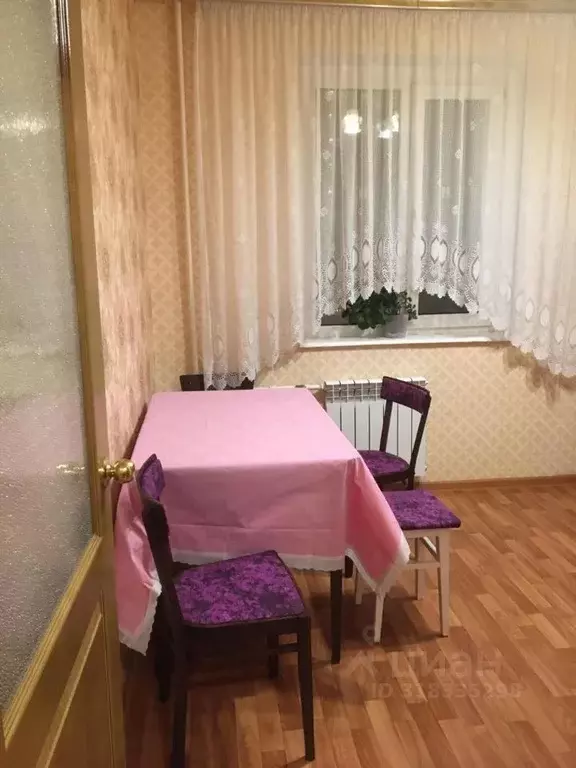 1-к кв. Курская область, Курск просп. Вячеслава Клыкова, 53 (37.0 м) - Фото 1
