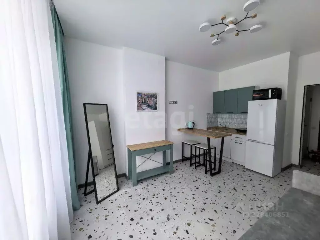 Студия Тюменская область, Тюмень ул. Василия Подшибякина, 11 (20.0 м) - Фото 1