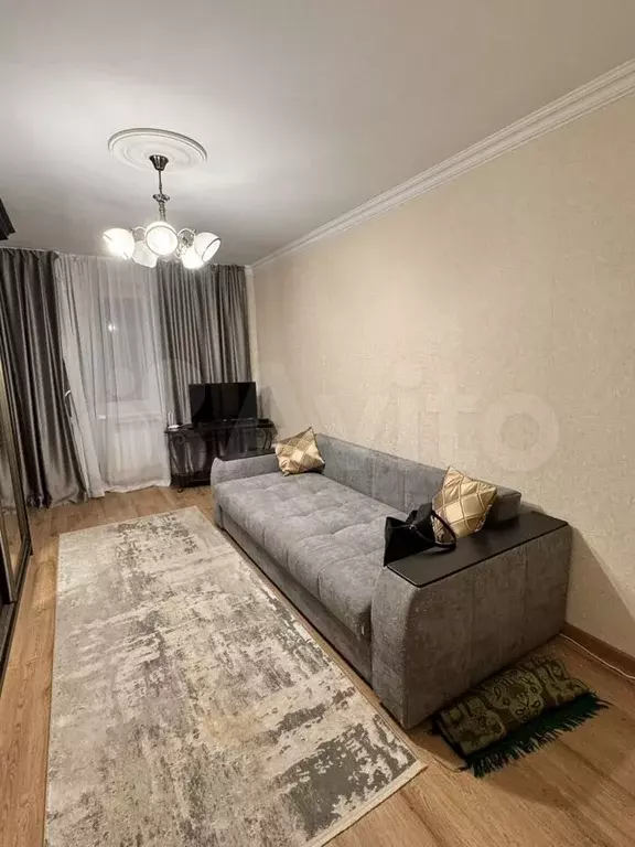 1-к. квартира, 35 м, 5/5 эт. - Фото 0