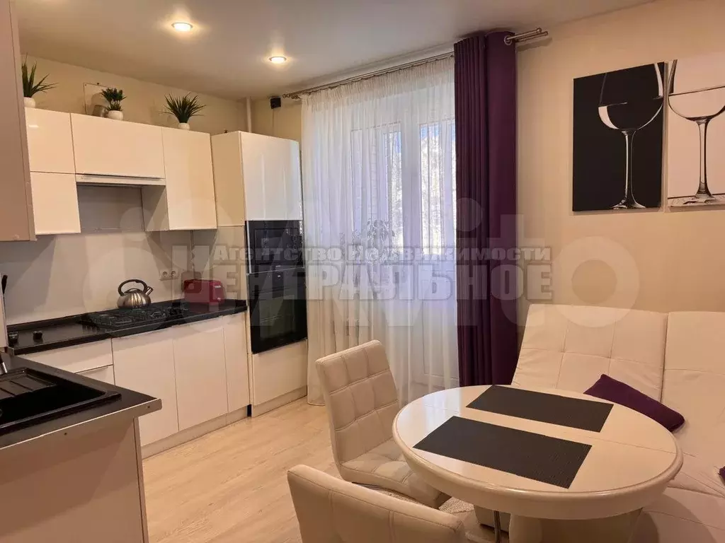 2-к. квартира, 56 м, 2/3 эт. - Фото 0