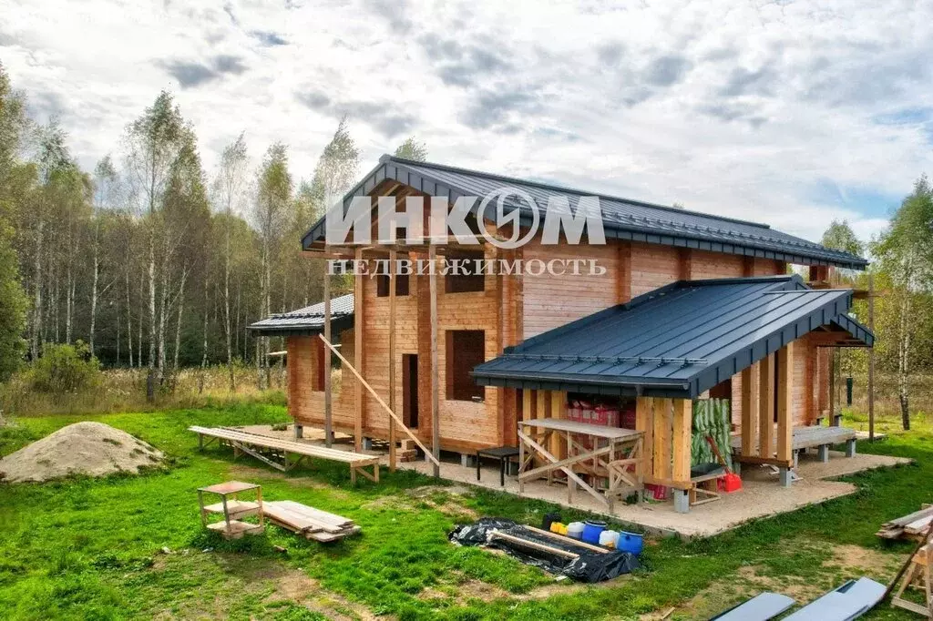 Дом в Московская область, городской округ Серпухов, деревня Романовка ... - Фото 1