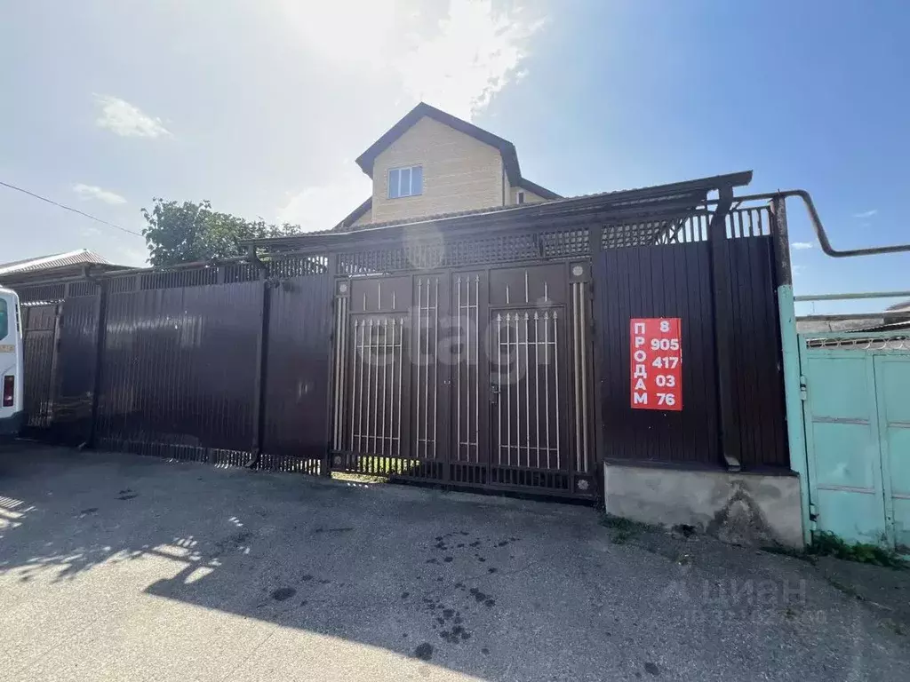 Дом в Ставропольский край, Ставрополь № 7 мкр, проезд Комиссаровский, ... - Фото 2