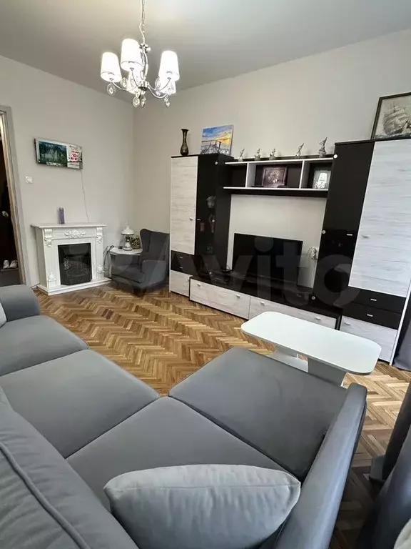1-к. квартира, 40 м, 2/5 эт. - Фото 1