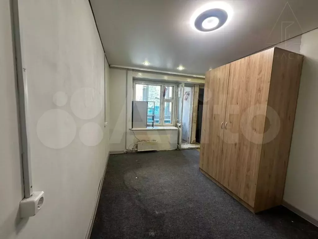 Комната 11,7 м в 1-к., 1/5 эт. - Фото 1
