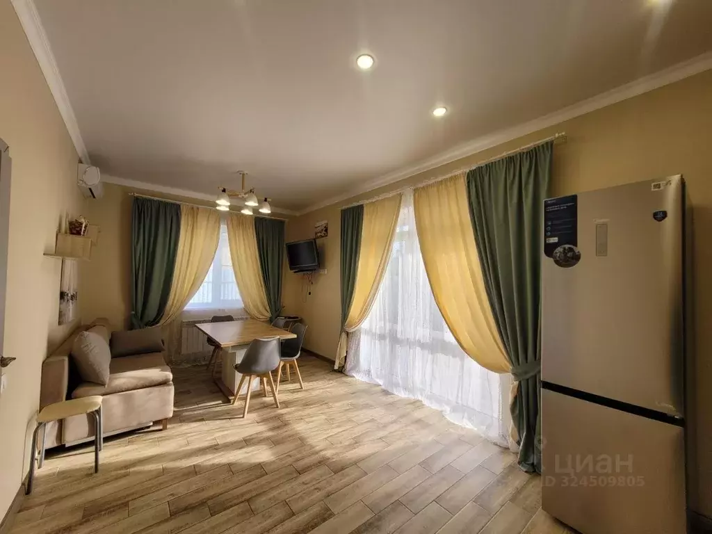 Коттедж в Краснодарский край, Краснодар ул. Имени Лебединского, 14 (72 ... - Фото 2