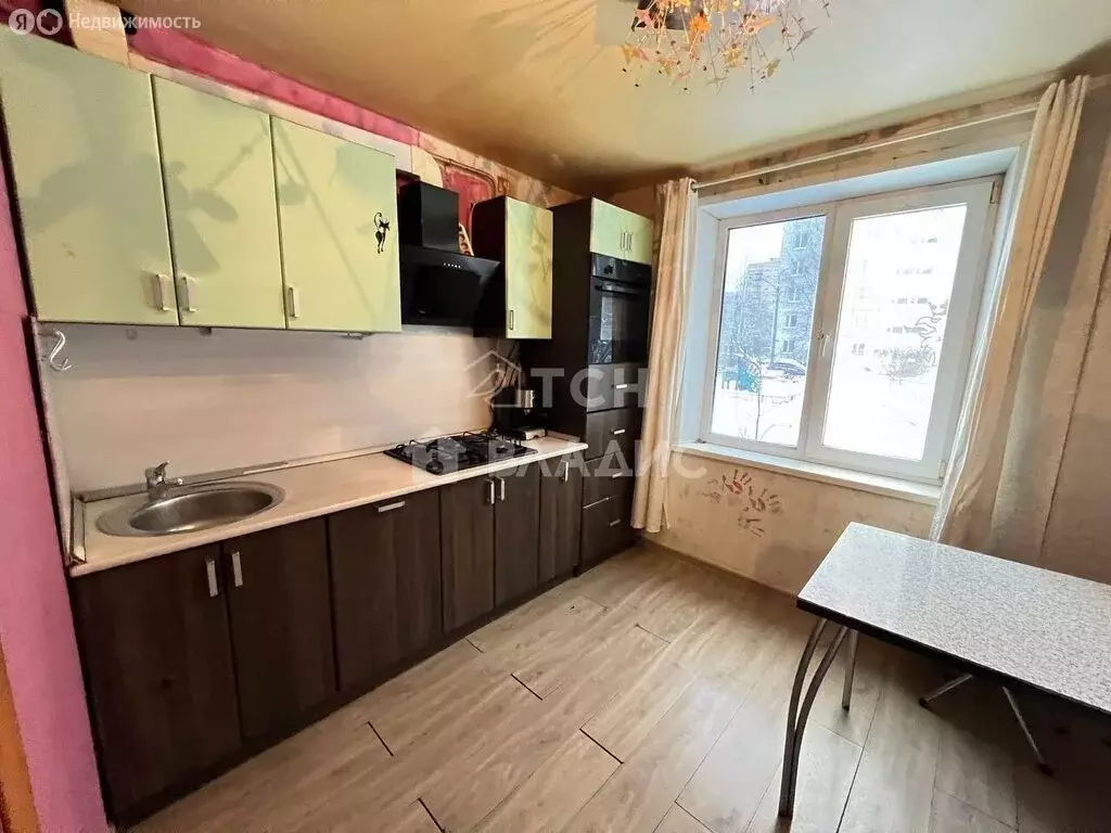 1-комнатная квартира: посёлок городского типа Свердловский, Набережная ... - Фото 1