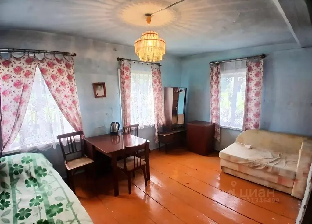 Дом в Свердловская область, Шаля пгт ул. Фрунзе, 51 (27 м) - Фото 1