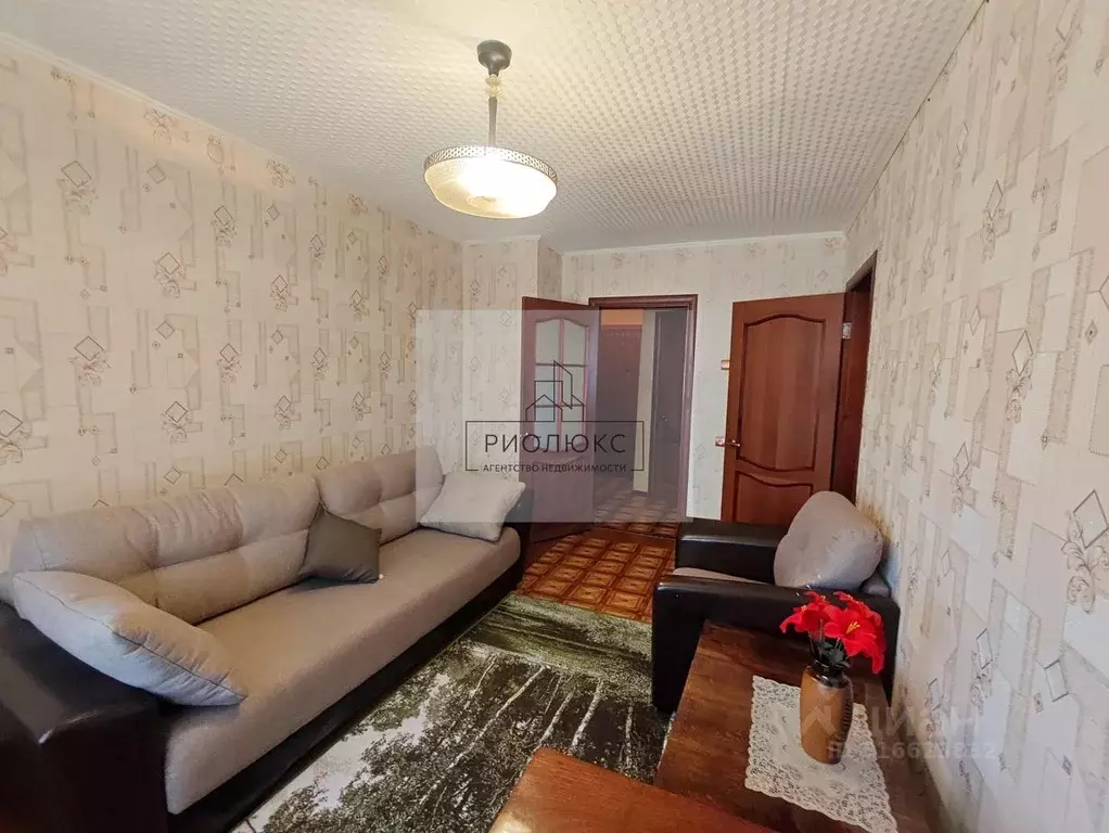 2-к кв. Челябинская область, Магнитогорск Индустриальная ул., 24 (40.5 ... - Фото 1
