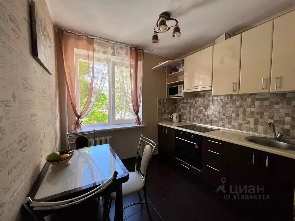 3-к кв. Крым, Симферополь ул. Куйбышева, 60 (60.0 м) - Фото 1