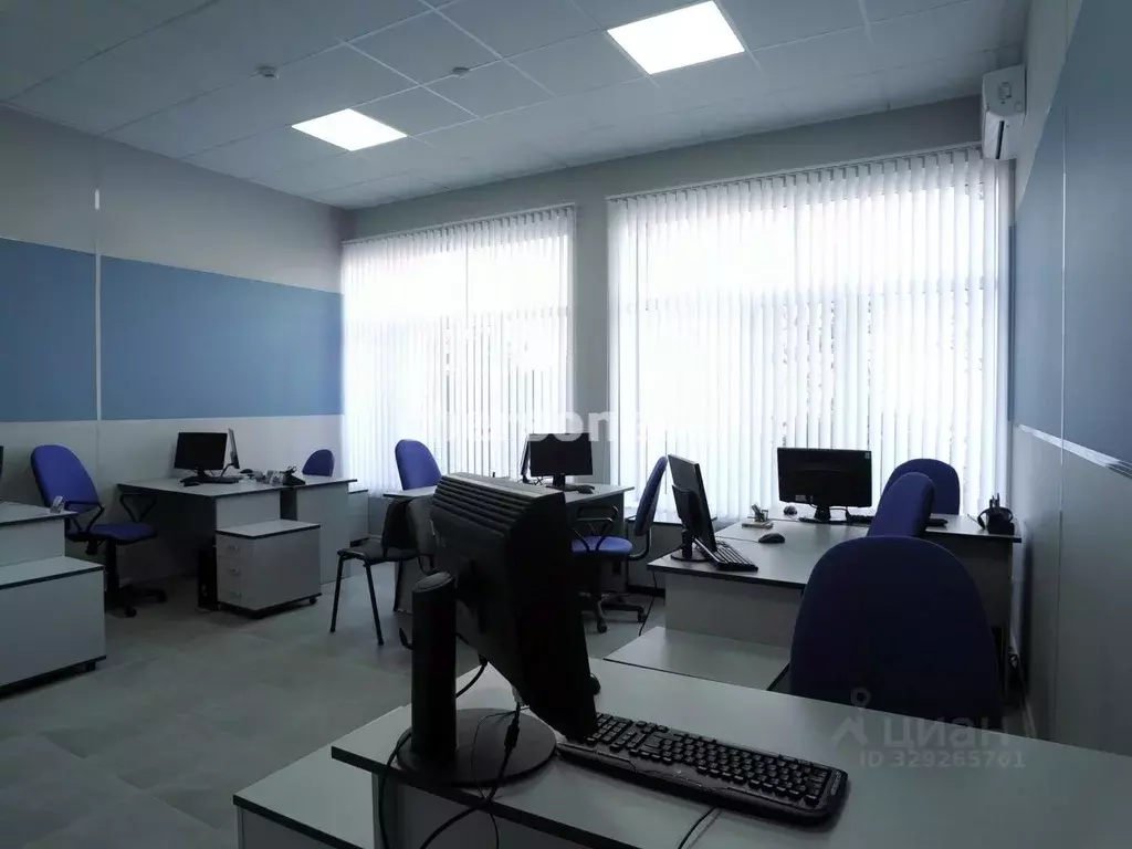 Офис в Севастополь ул. Павла Корчагина, 40 (200 м) - Фото 1