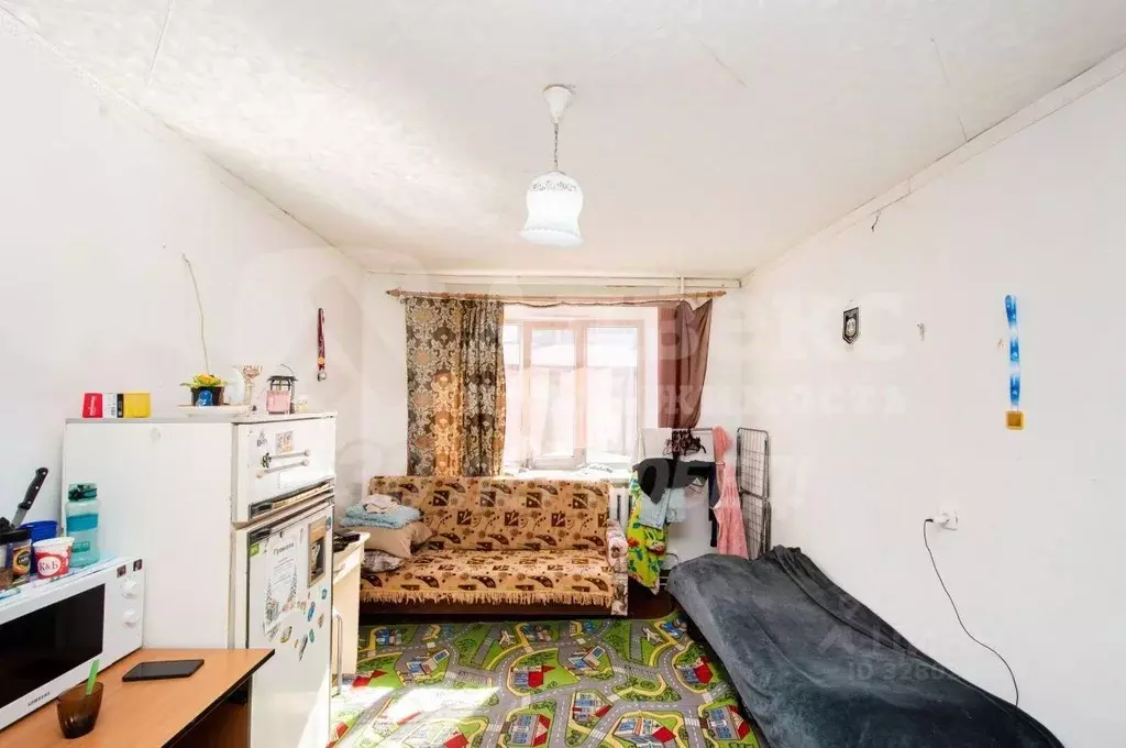 Комната Тюменская область, Тюмень ул. Станционная, 24 (16.5 м) - Фото 1