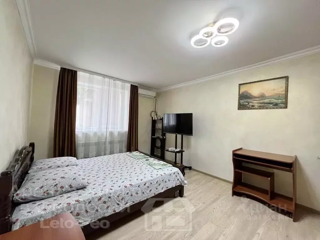 Дом в Крым, Феодосия ул. Седова, 14 (50 м) - Фото 0