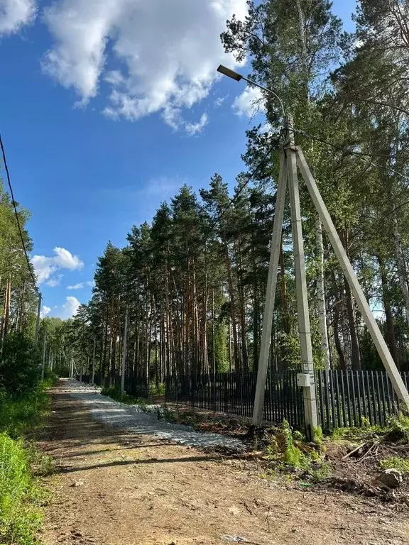 Участок в Свердловская область, Екатеринбург ИЖС Парк Тихое место кп, . - Фото 0